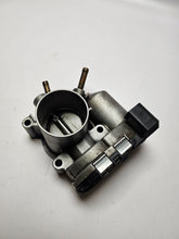 Оригинальная дроссельная заслонка Volkswagen Polo (6N2) 1.4 0280750095 030133062C BOSCH